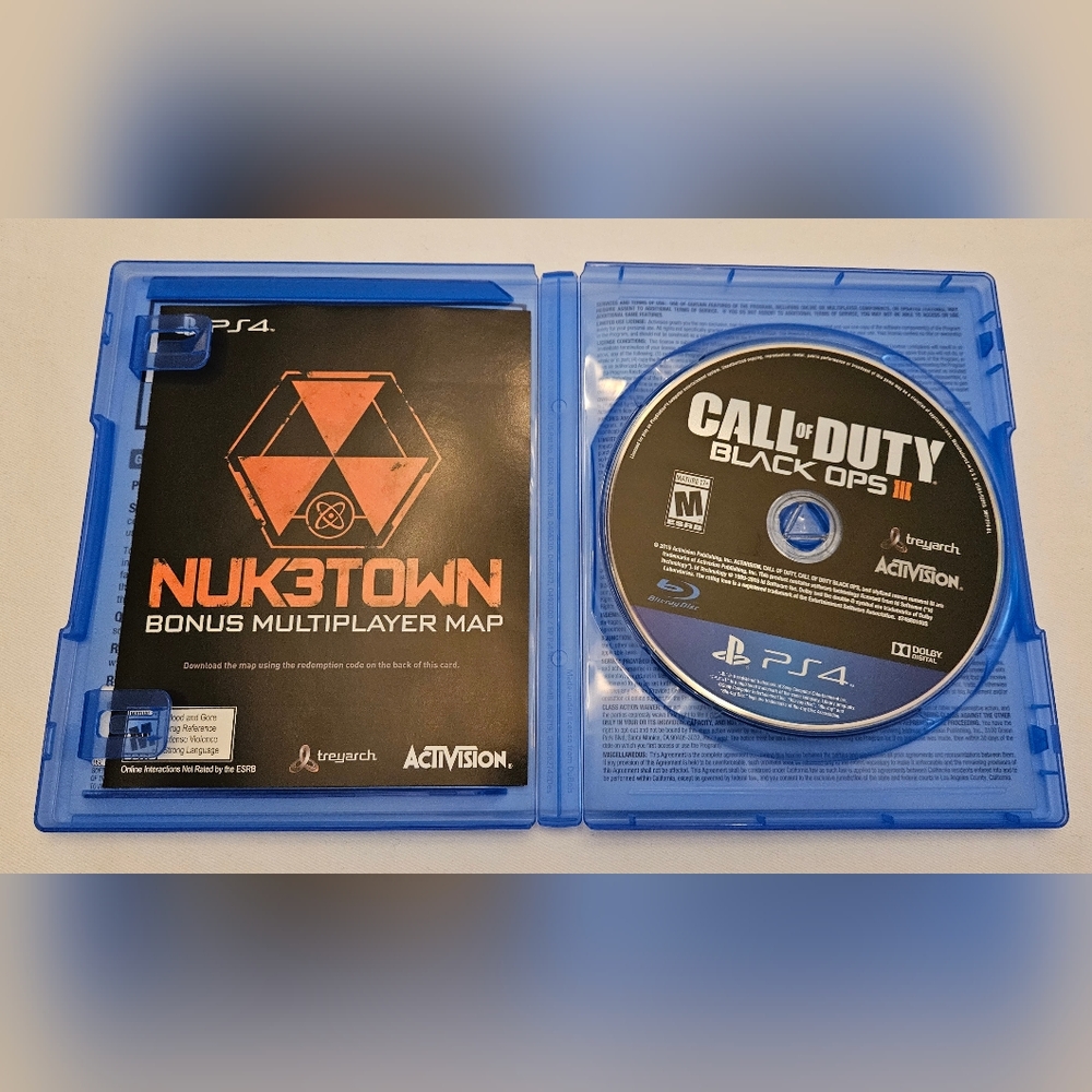 PlayStation4 1TB Call of Duty Black Ops III bundle with Blu-ray disc PLUS - Picture 14 of 15